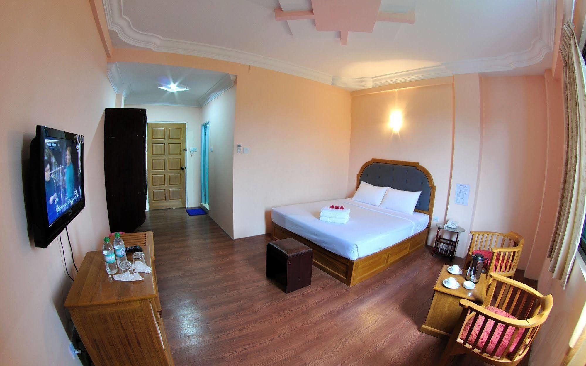 Hotel Glory Yangon Exterior photo